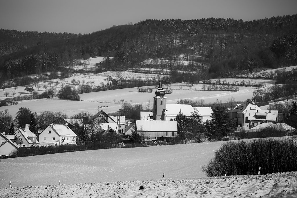 Verschneites Drügendorf